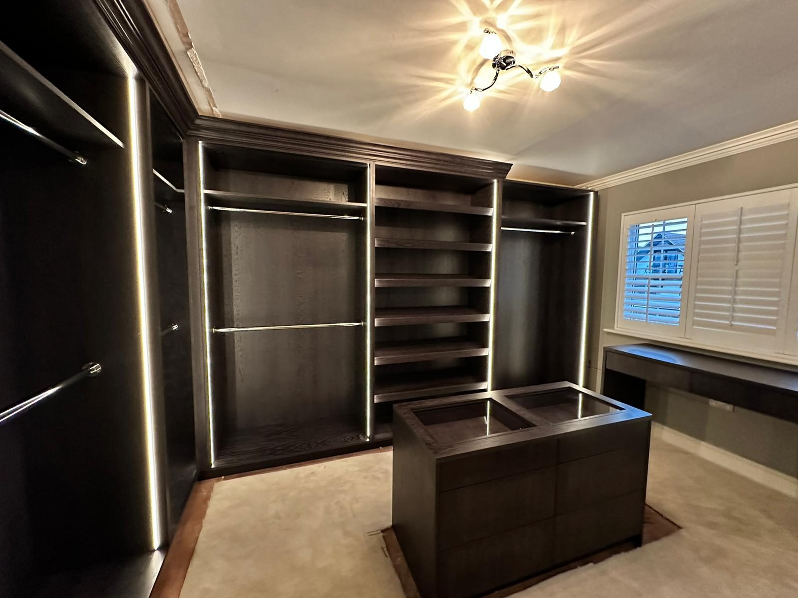 Dressing room joinery
